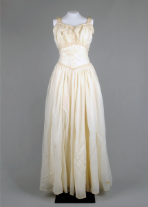 V2015.09.1 Majil Steiner’s parachute gown.